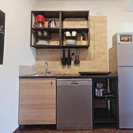 Apartman Studio Pesja Omisalj Ngoại thất bức ảnh